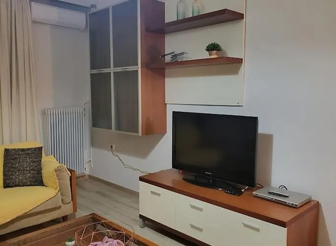 Beautiful Apartment In Veria